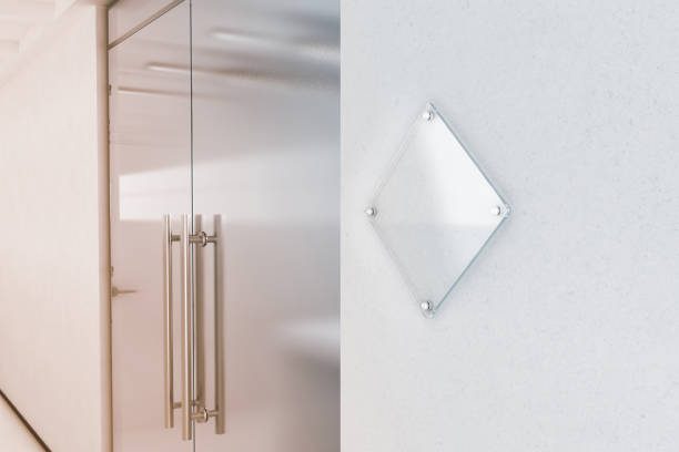 istock Blank rhombus transparent glass sign plate mock up 843161300
