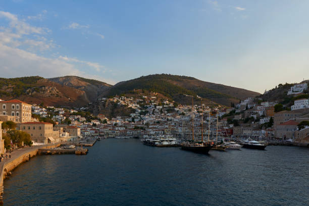istock Evening view of Hydra town and harbor 843180676