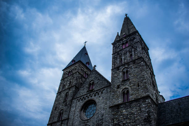 istock Scarlata Cathedral in cloudy sky 843253186