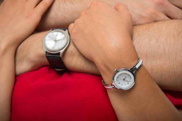 istock Close-up of young couple hands embracing 843256032