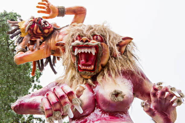 balinese new year - bali sculpture balinese culture human face imagens e fotografias de stock