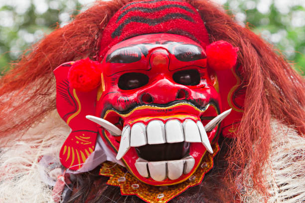 balinese new year - bali sculpture balinese culture human face imagens e fotografias de stock