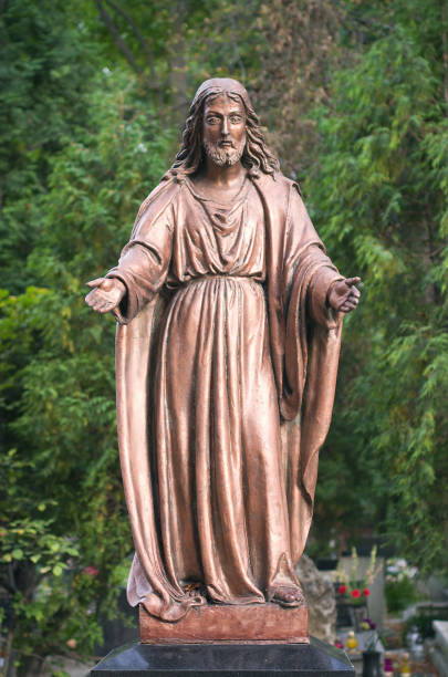 istock Statue of Jesus. 843281308