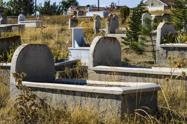 istock Muslim graveyard, graveyard paintings, tombstones and the Turkish graveyard 843359448