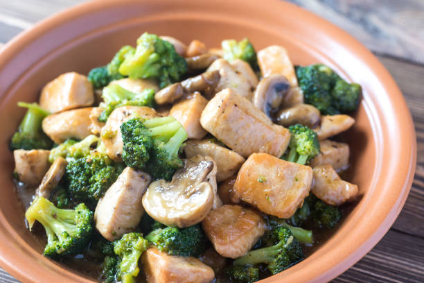 istock Chicken and Broccoli Stir Fry 843372082