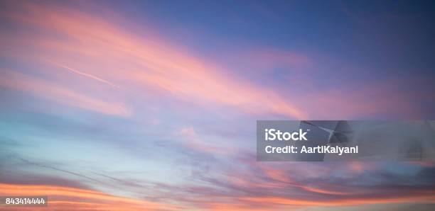Pastell Bewölkten Sonnenuntergang Bei Blauem Himmel In Kalifornien Stockfoto und mehr Bilder von Himmel