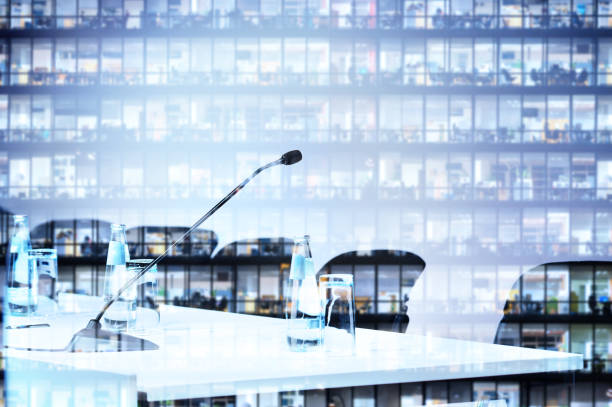 Microphone Building 190+ Microphone Audience Speech Outdoors Stock Photos, Pictures ...
