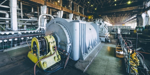 turbina de vapor en planta de energía - old station natural gas russia fotografías e imágenes de stock