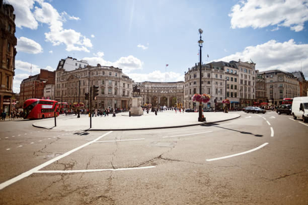 istock London street 843557682