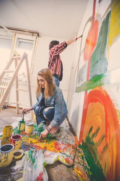 istock Painting walls 843741110