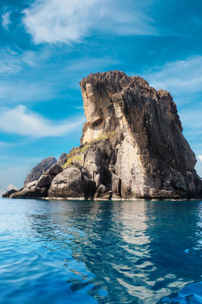 istock Mu Ko Chumphon Marine National Park, Buddha mountain 843751604