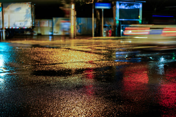 istock Rainy night in the big city 843760590