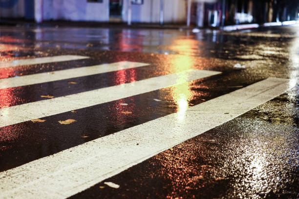 istock Rainy night in the big city 843765092