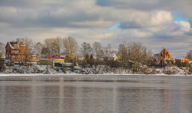 istock Houses on the opposite Bank 843804652