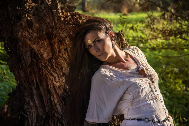 istock Shaman woman 843884840