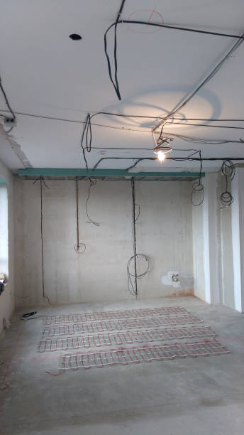 istock Finishing work in the apartment 843931360