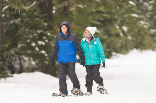 avventura con le ciasli! - mt hood national park foto e immagini stock