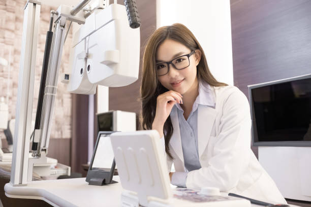 istock beauty woman optometrist 843977896