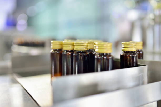 istock Glass Bottle Filling 843983088