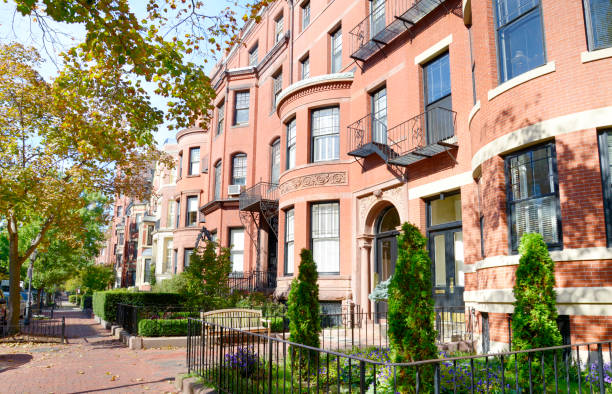 istock Homes in a Street 844130322
