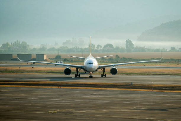 istock The plane is going to the ladder 844179490