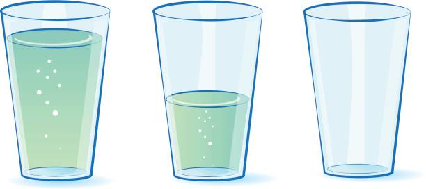 Ilustración de Vasos Para Agua Vidrios Lleno Vacío Medio Lleno De Agua y  más Vectores Libres de Derechos de Vaso vacío - iStock