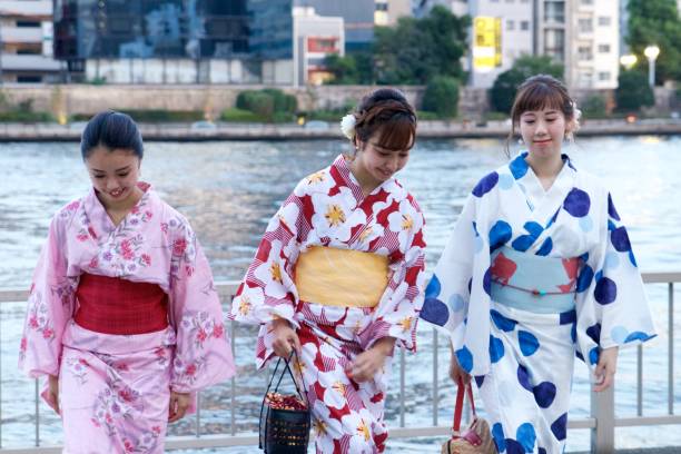 istock Japamnese young women wearing Yukata 844342946