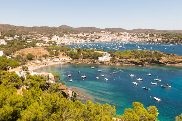 istock Panoramic view of the Spanish town of Cadaques 844401298