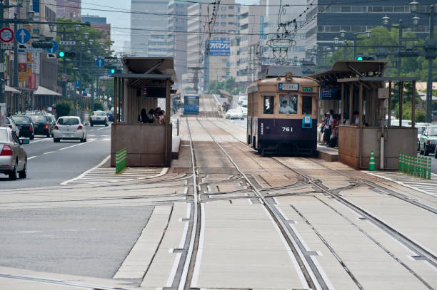 広島の路面電車 - 広島 ストックフォトと画像