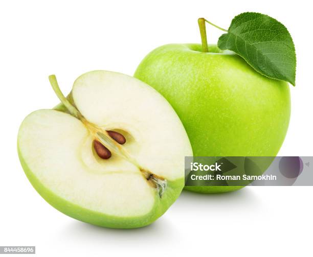 Photo libre de droit de Fruit De Pomme Verte Avec Moitié Et Vert Feuille Isolé Sur Blanc banque d'images et plus d'images libres de droit de Pomme