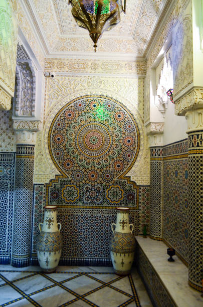 istock Islamic Moroccan decoration with small tiles created geometric small patterns 844478648
