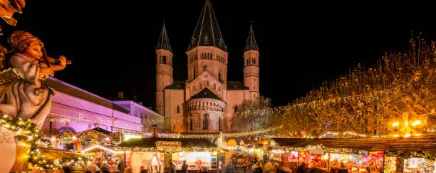 View over the Christmas Market of Mainz
