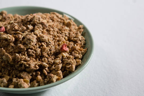 istock Bowl of granola 844622114