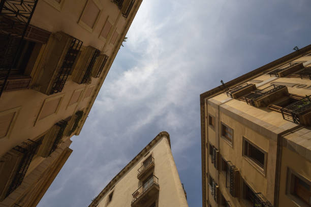 istock city barcelona gothic 844634388