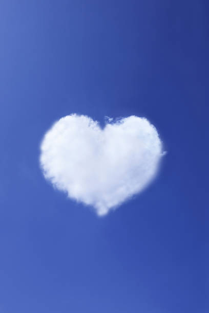 istock Heart of clouds 844680210