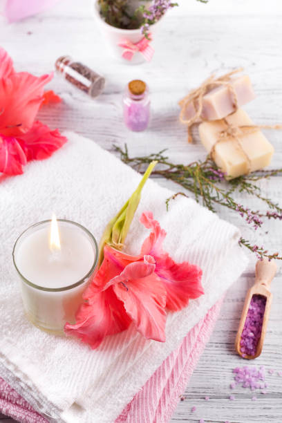 istock Spa flowers and candles 844693016