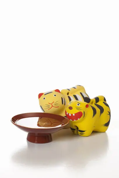 Tiger figurines