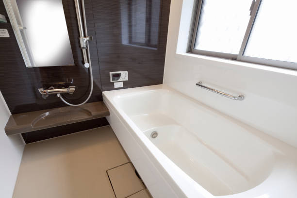 バスルーム - bathtub ストックフォトと画像
