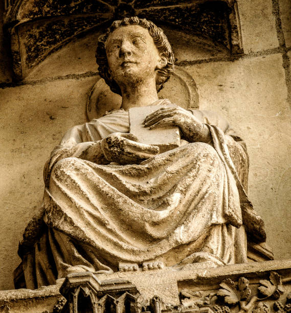 istock Cathedral of Reims 844726108