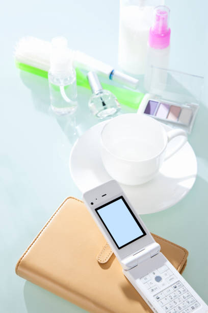 istock Cosmetic products and mobile phones 845006258