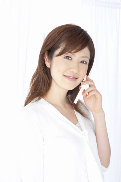 istock Women in the mobile phone 845012760