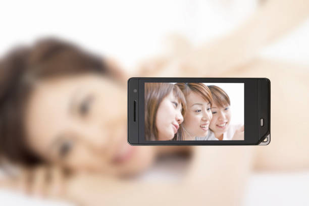 istock Women who appear on the mobile screen 845047302