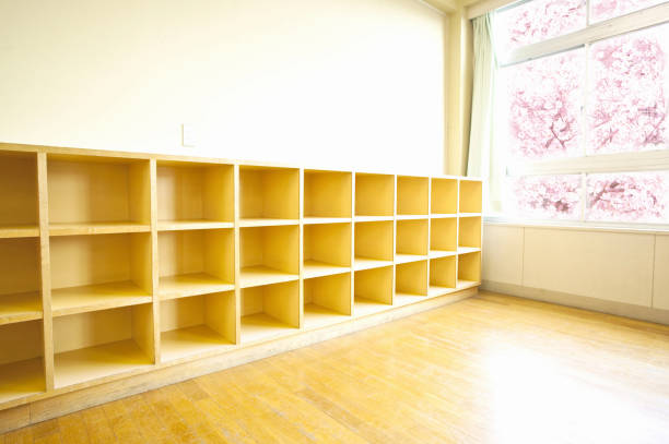 istock Shelves in the classroom 845062502