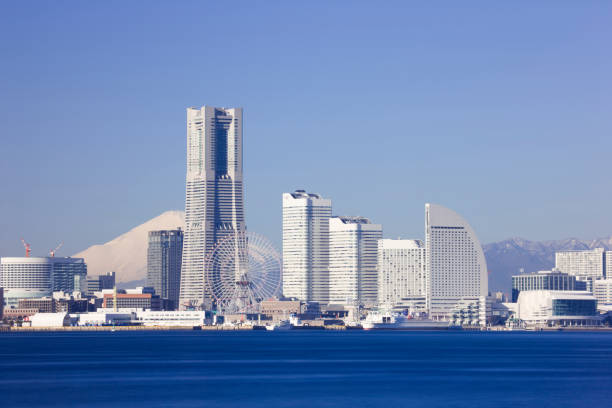 istock Minato Mirai 21 buildings and Mt Fuji 845064818