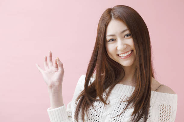 istock Hand-waving women 845174650