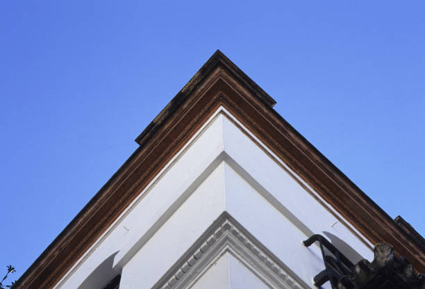 istock Corner of the street 845214116