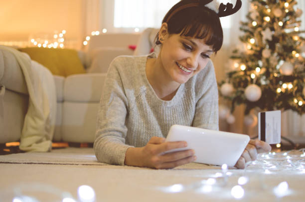 istock Christmas shopping at home 845218632