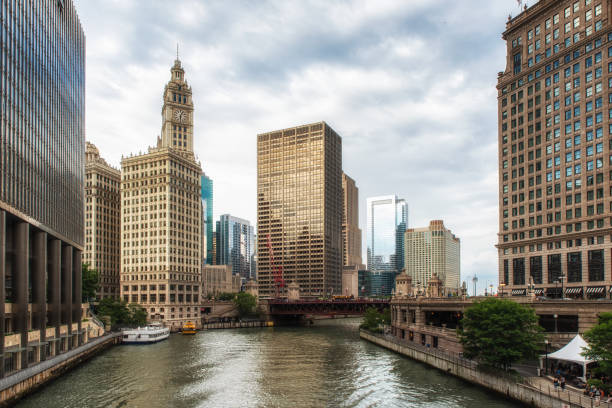 istock View of the Chicago riverside with a bridge and skyscraper 845224432