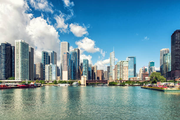istock Skyline Cityscape Chicago Illinois, USA 845225296