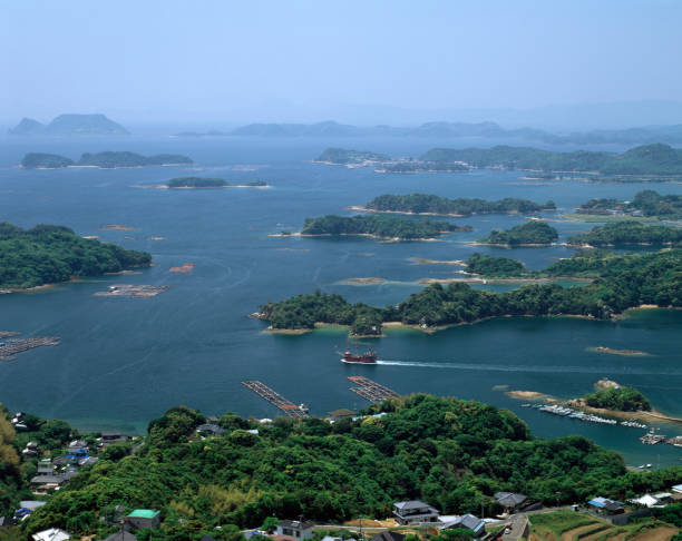istock 99 Islands and cruise ships 845226322